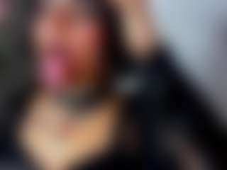 Rainnbow_'s Live Sex Cam Show