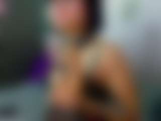 Rainnbow_'s Live Sex Cam Show