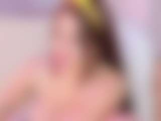 Live cam show with Blue-Hazel - Young Adult on Dolls Live