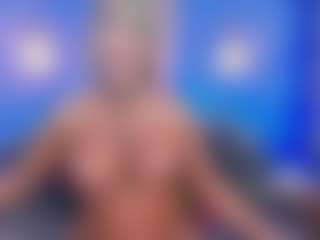 Live cam show with Christie Kroes - Big Ass on Fling VIP Chat