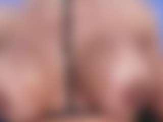 Live cam show with Christie Kroes - Dildo on parknlotfishbdy