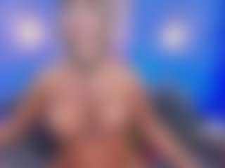 Live cam show with Christie Kroes - Amateur on fuck-show.com