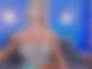 Live cam show with Christie Kroes - Mature on Fapmatic.com