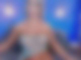 Live cam show with Christie Kroes - Athletic on SxyPornLive
