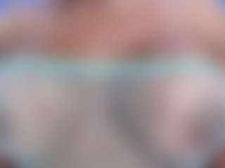 Live cam show with Christie Kroes - Public on sexylivex.com