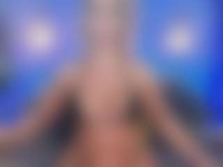 Christie Kroes MILF webcam performer live streaming
