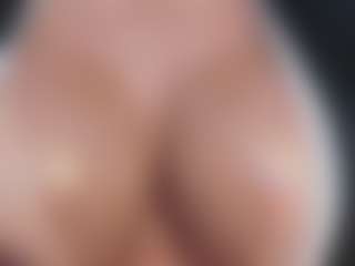 Christie Kroes's Live Sex Cam Show