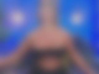 Live cam show with Christie Kroes - Middle Aged on TeamSkeetLive