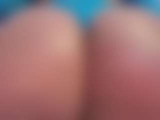 Live cam show with Christie Kroes - Bikini on Camsoda