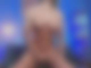 Live cam show with Christie Kroes - Deepthroat on Camming Site