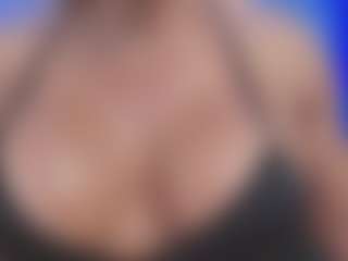 Live cam show with Christie Kroes - Fit on crypto-cams