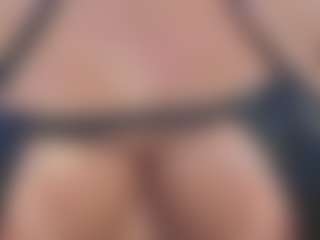Live cam show with Christie Kroes - Outside on CamSextacy