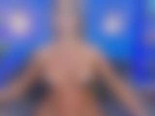 Live cam show with Christie Kroes - Outside on SinfulBabes
