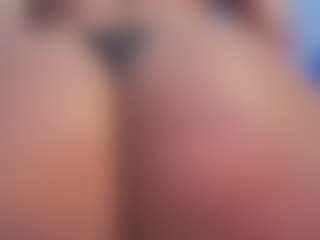 Siaran langsung penampil webcam MILF Christie Kroes