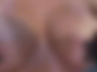 Live cam show with Christie Kroes - Strip Mature on CamwithHer