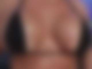 Live cam show with Christie Kroes - Sexwebcam Mature on Dare Cams