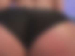 Live cam show with Christie Kroes - Drinking on livesuperchat.net