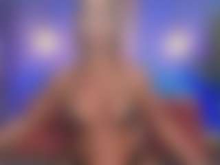 Live cam show with Christie Kroes - Muscle on Camsoda