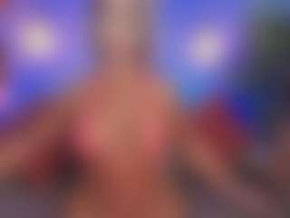 Live cam show with Christie Kroes - Deepthroat on StripNow