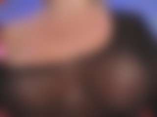 Live cam show with Christie Kroes - Lovense MILF on 1on1-livenow