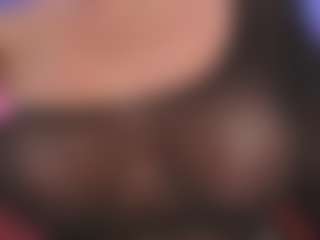 Live cam show with Christie Kroes - Fingers on Camsoda