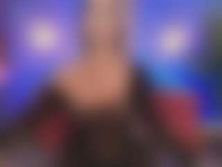 Live cam show with Christie Kroes - Blonde Hair on Camversity