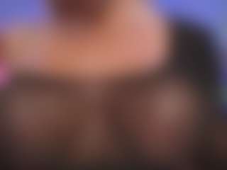 Live cam show with Christie Kroes - Latina Mature on Camsoda | colombia