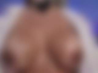 Live cam show with Christie Kroes - Blonde Hair on Camming Site
