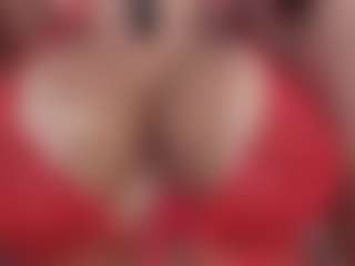 Live cam show with Christie Kroes - Middle Aged on Camiplay Live