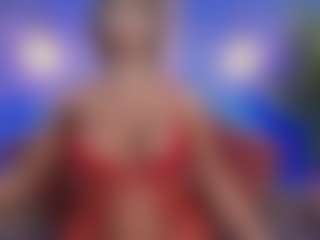 Live cam show with Christie Kroes - Cowgirl on CamwithHer