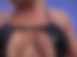 Live cam show with Christie Kroes - Fuck Machine on Camsoda