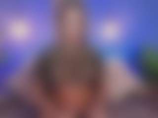 Live cam show with Christie Kroes - Blonde Hair Amateur on Camsoda