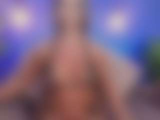 Live cam show with Christie Kroes - Blonde Hair on Camsoda