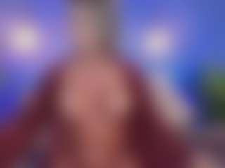 Live cam show with Christie Kroes - Brown Eyes Mature on Milfs Live