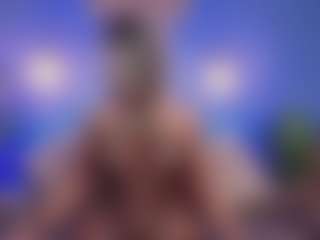 Christie Kroes MILF webcam performer live streaming