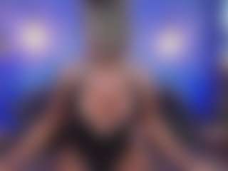 Live cam show with Christie Kroes - Latina Mature on madthumbs | colombia