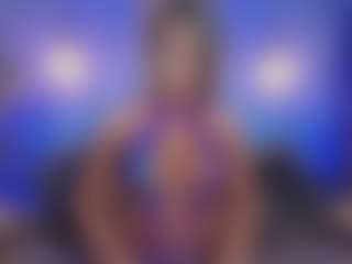 Live cam show with Christie Kroes - Mature on Stripli.com