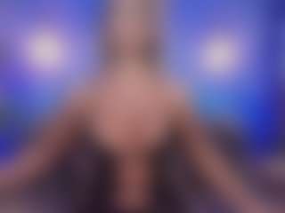 Live cam show with Christie Kroes - Fuck Machine on liverealitysex.com