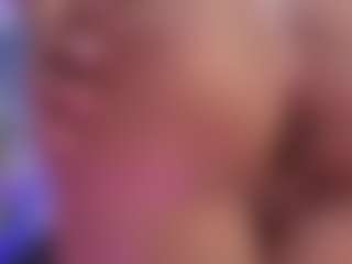 Live cam show with Christie Kroes - Public Latina on Camsoda | colombia