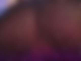 Live cam show with Christie Kroes - 420 Mature on Camsoda