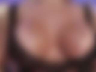 Christie Kroes's Live Sex Cam Show