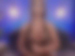 Live cam show with Christie Kroes - Fingers on TeamSkeetLive