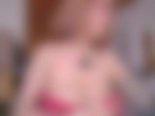maeeve's Live Sex Cam Show