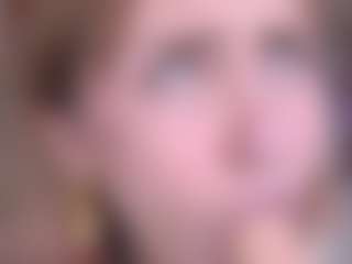 maeeve's Live Sex Cam Show