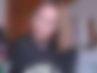 maeeve's Live Sex Cam Show