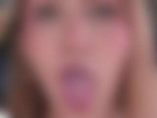 maeeve's Live Sex Cam Show