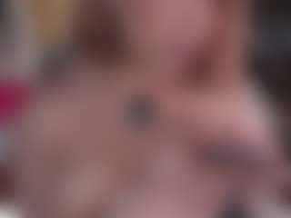 Live cam show with maeeve - Strip on Dare Cams