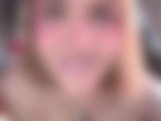 maeeve's Live Sex Cam Show