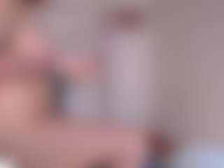 Live cam show with maeeve - Bedroom Teen (18+) on Uber Horny