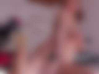 maeeve's Live Sex Cam Show